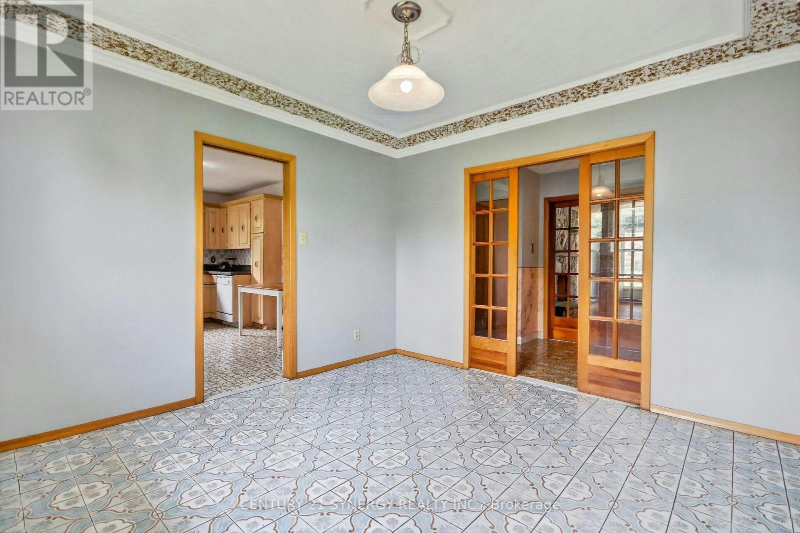 974 Greenbriar Avenue, Ottawa, ON, K2C 0J7 - 7