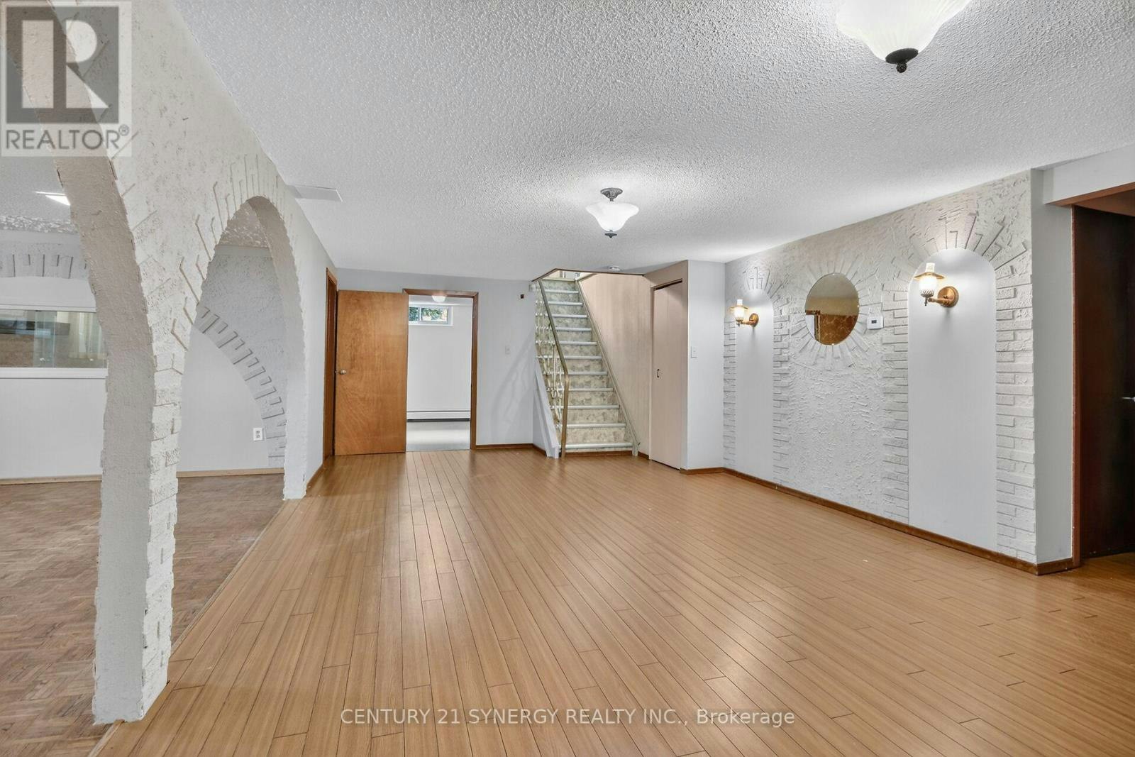 974 Greenbriar Avenue, Ottawa, ON, K2C 0J7 - 24