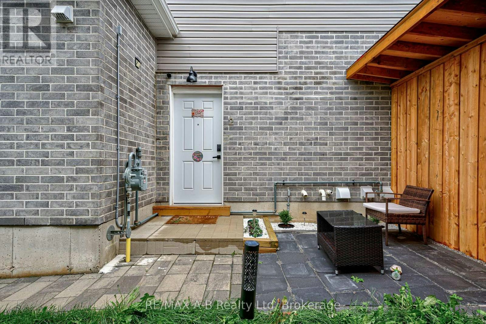 258 Bradshaw Drive, Stratford, ON, N5A 0G5 - 2