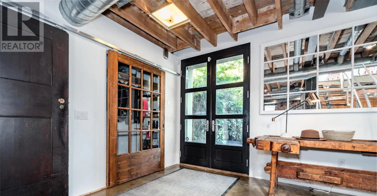 9 Peyton Lane, Toronto, ON, M4M 3R3 - 17