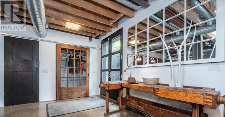 9 Peyton Lane, Toronto, ON, M4M 3R3 - 15