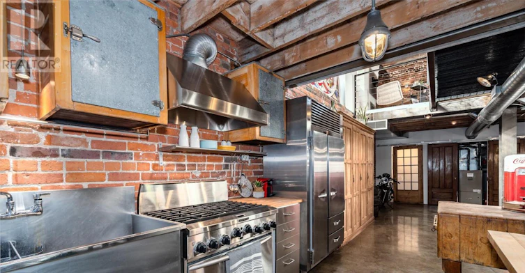 9 Peyton Lane, Toronto, ON, M4M 3R3 - 23