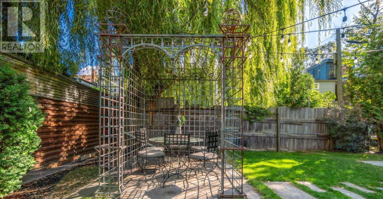 9 Peyton Lane, Toronto, ON, M4M 3R3 - 10