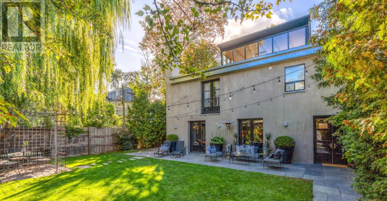 9 Peyton Lane, Toronto, ON, M4M 3R3 - 3