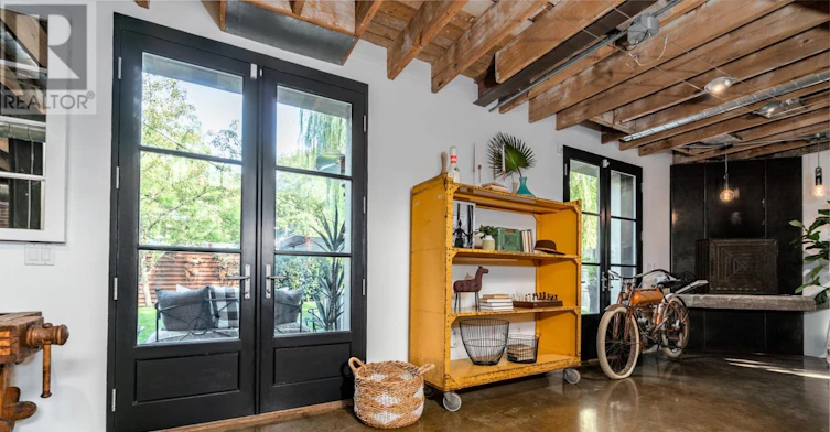 9 Peyton Lane, Toronto, ON, M4M 3R3 - 18