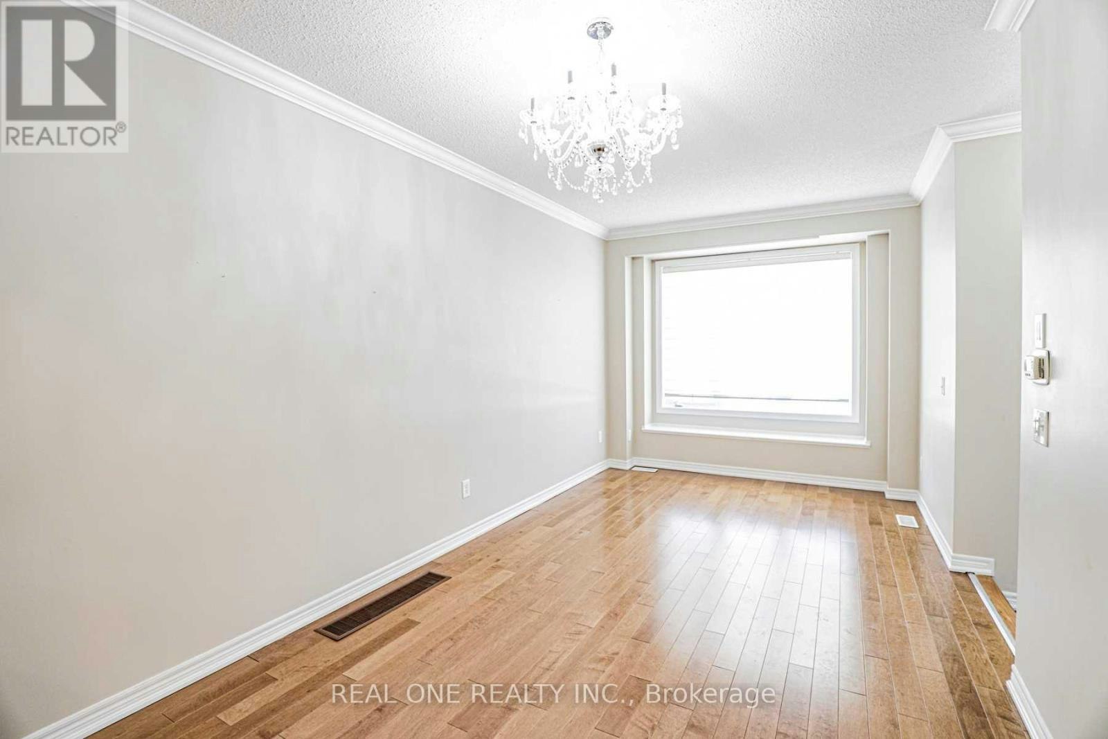 29 Poetry Drive, Vaughan, ON, L4H 3P8 - 6
