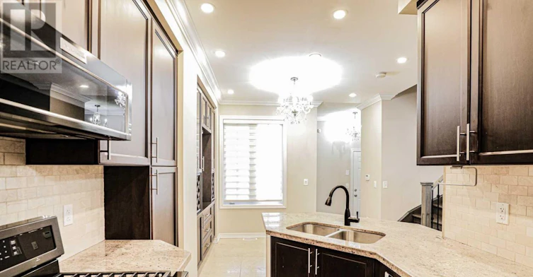 29 Poetry Drive, Vaughan, ON, L4H 3P8 - 2