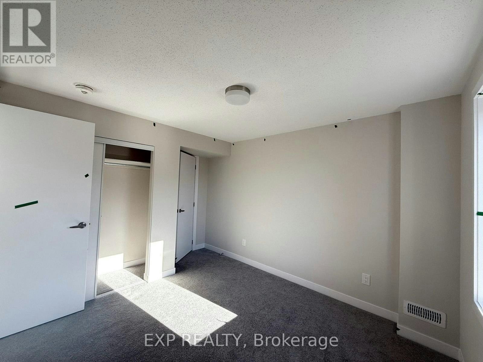 373 Falsetto Street, Ottawa, ON, K1W 0S6 - 15