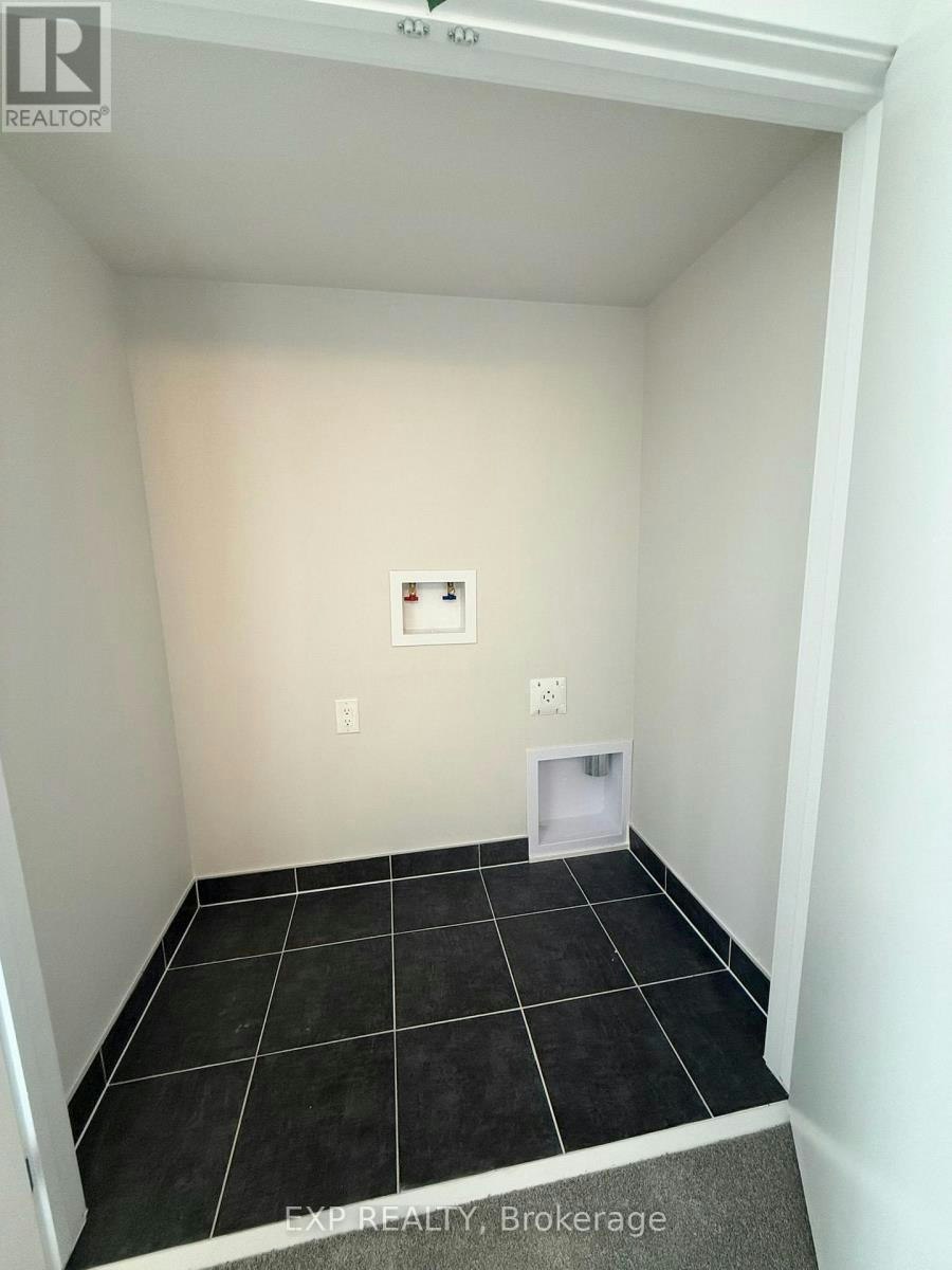 373 Falsetto Street, Ottawa, ON, K1W 0S6 - 23