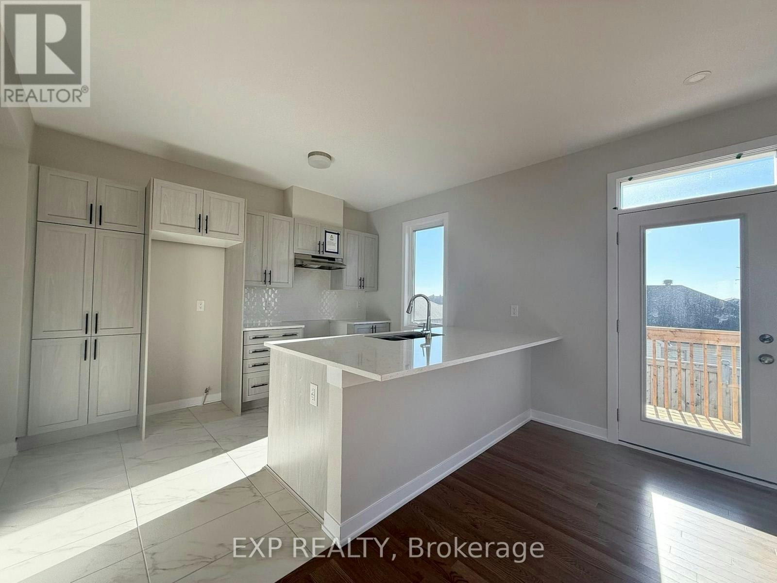 373 Falsetto Street, Ottawa, ON, K1W 0S6 - 21
