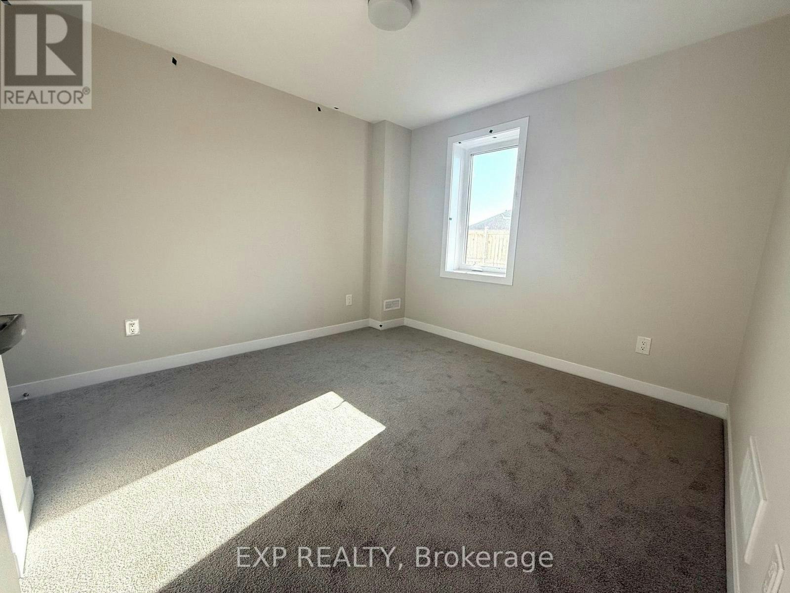 373 Falsetto Street, Ottawa, ON, K1W 0S6 - 26