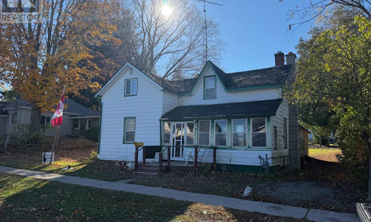 13 Amelia Street W
