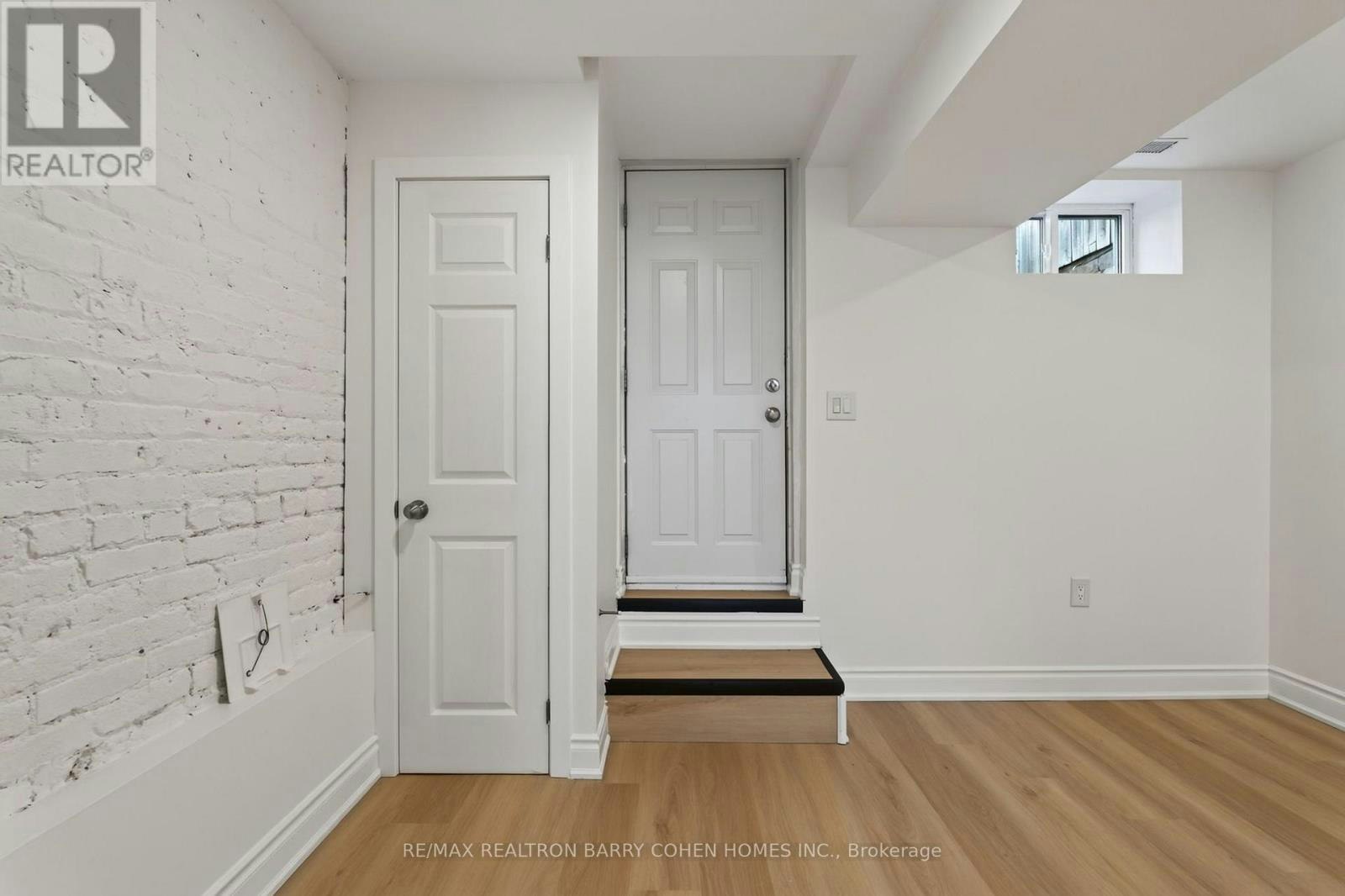 LOWER-371 Howland Avenue, Toronto, ON, M5R 3C1 - 2