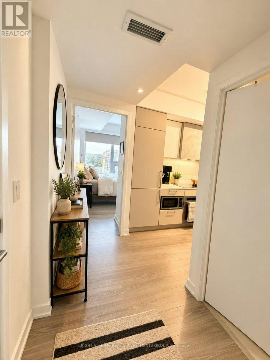 1919-19 Western Battery Road, Toronto, ON, M6K 0E3 - 4