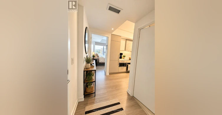 1919-19 Western Battery Road, Toronto, ON, M6K 0E3 - 4