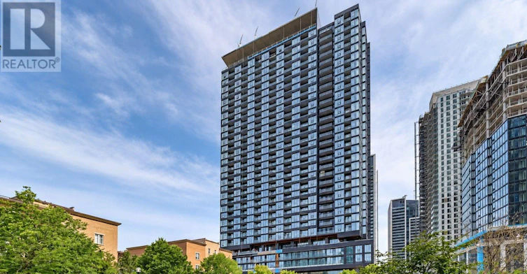 1919-19 Western Battery Road, Toronto, ON, M6K 0E3