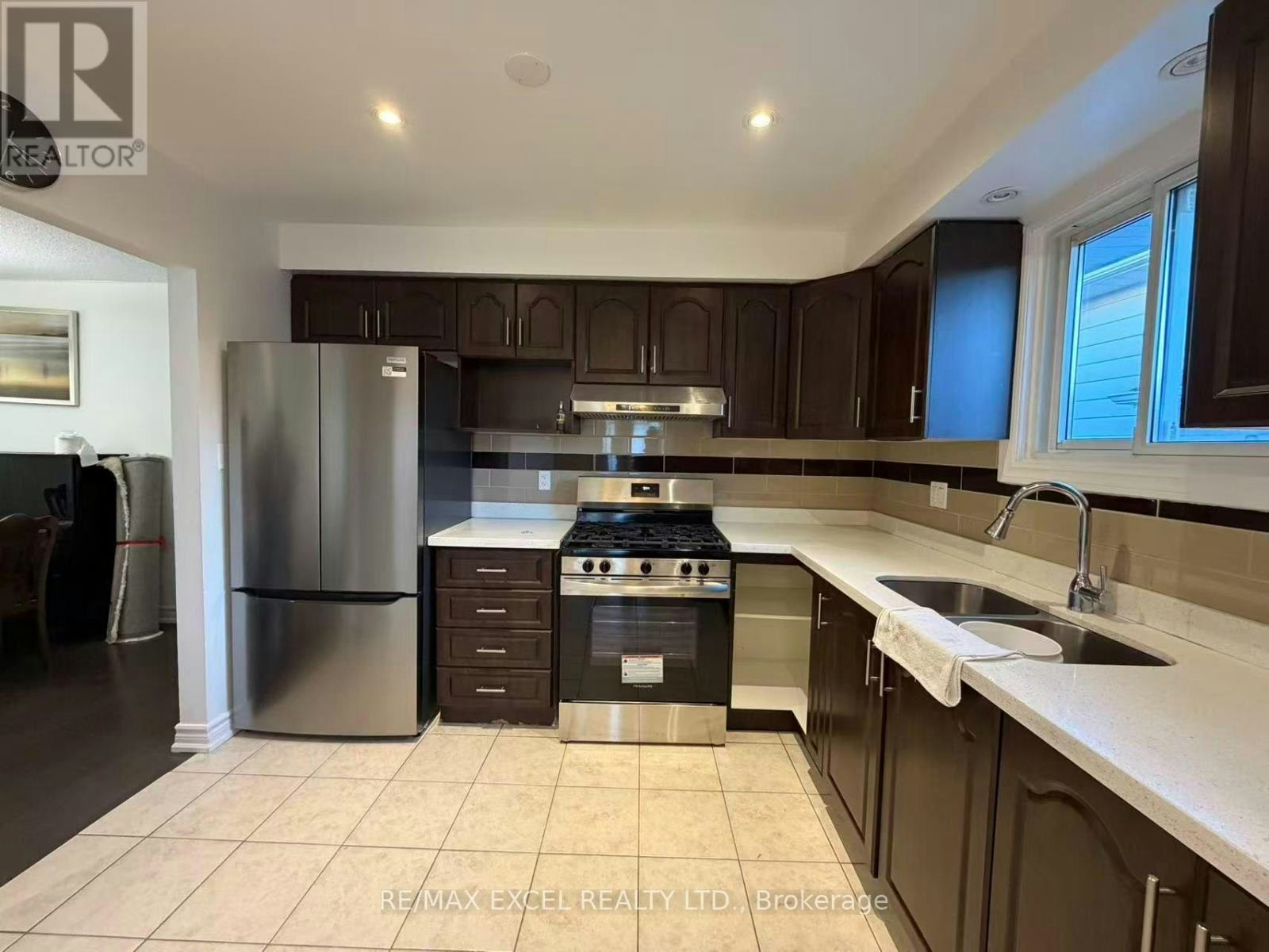 MAIN LEVEL-4 Lawnmere Crescent, Toronto, ON, M1S 2T2 - 5