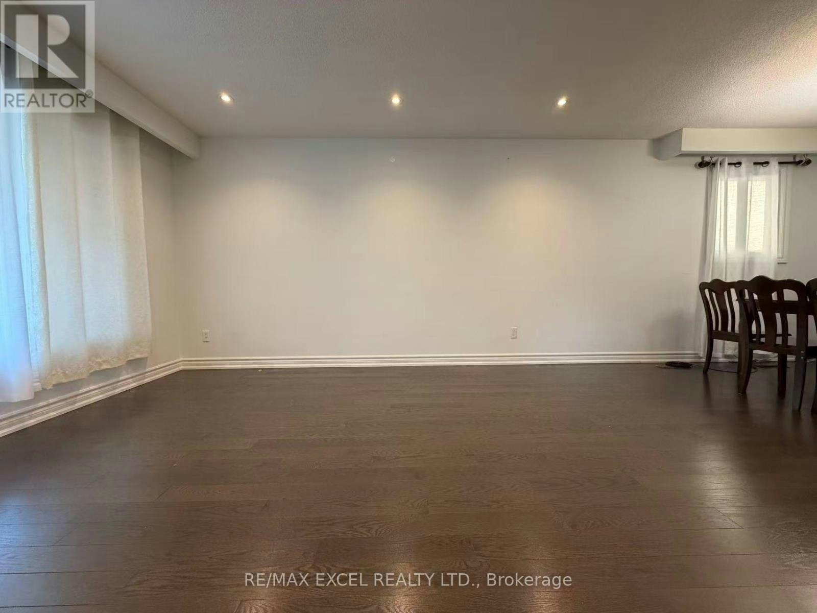 MAIN LEVEL-4 Lawnmere Crescent, Toronto, ON, M1S 2T2 - 7