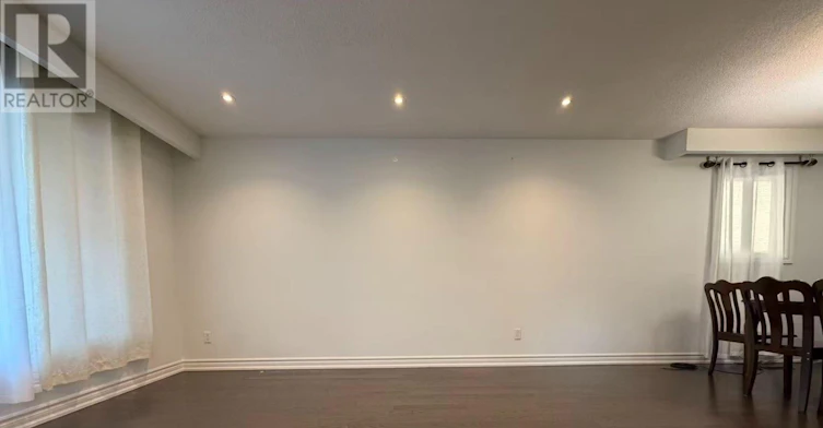 MAIN LEVEL-4 Lawnmere Crescent, Toronto, ON, M1S 2T2 - 7