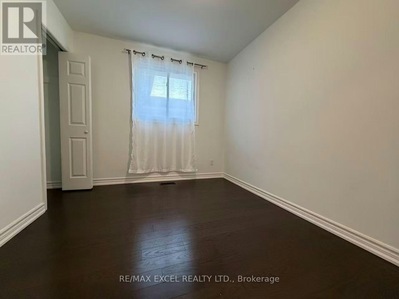 MAIN LEVEL-4 Lawnmere Crescent, Toronto, ON, M1S 2T2 - 10