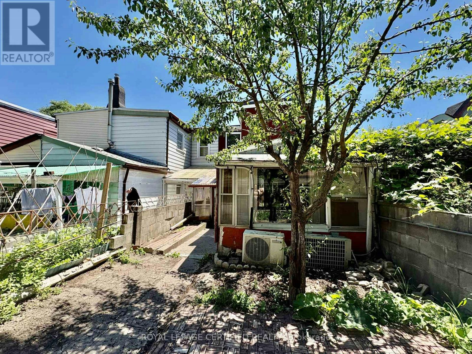 36 Mitchell Avenue, Toronto, ON, M6J 1B9 - 26