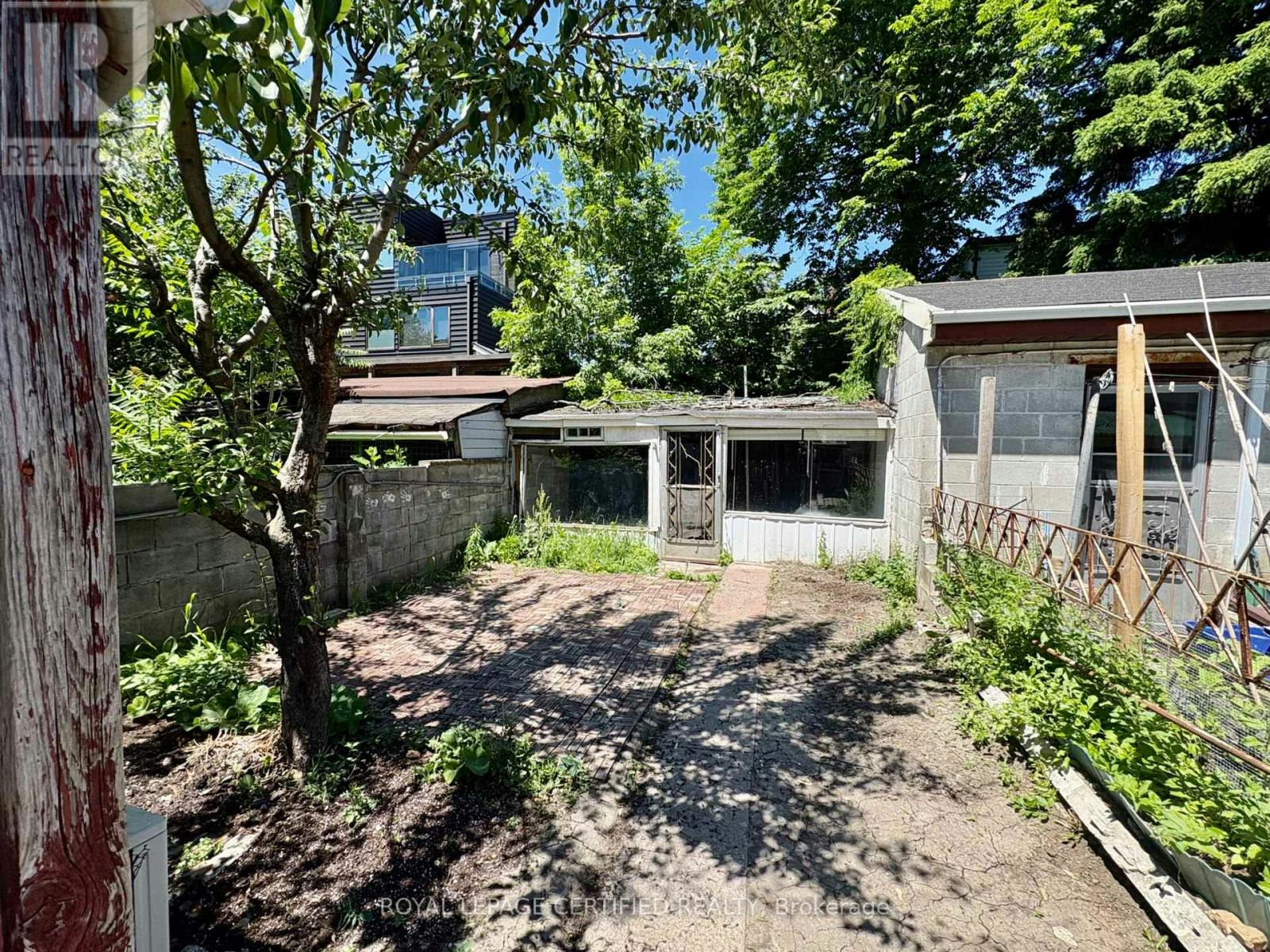 36 Mitchell Avenue, Toronto, ON, M6J 1B9 - 29
