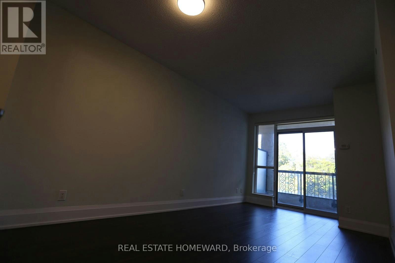 407-1 Old Mill Drive, Toronto, ON, M6S 0A1 - 18