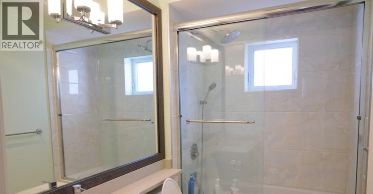 E 51th Avenue, Vancouver, BC, V5X 1B9 - 19