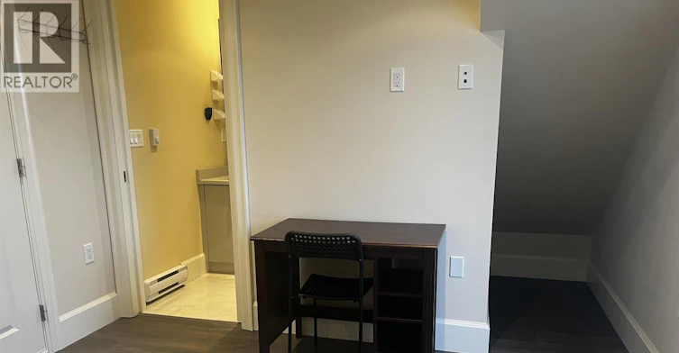 E 51th Avenue, Vancouver, BC, V5X 1B9 - 5