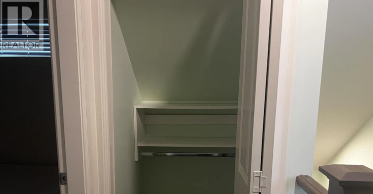 E 51th Avenue, Vancouver, BC, V5X 1B9 - 7