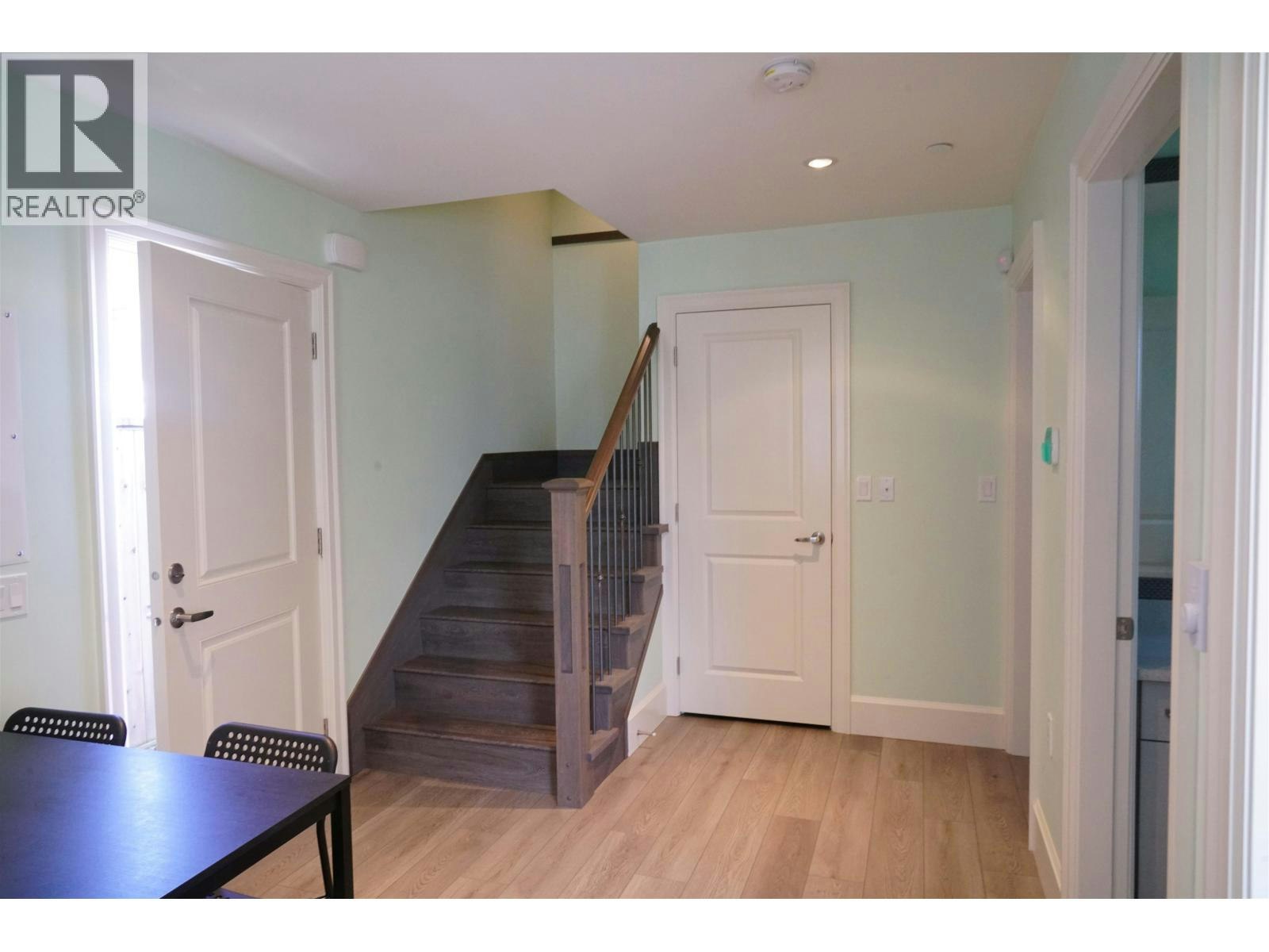  E 51th Avenue, Vancouver, BC, V5X 1B9 - 18