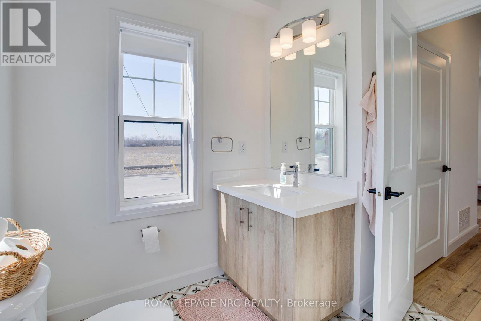 78 Beach Walk Crescent, Fort Erie, ON, L0S 1B0 - 12