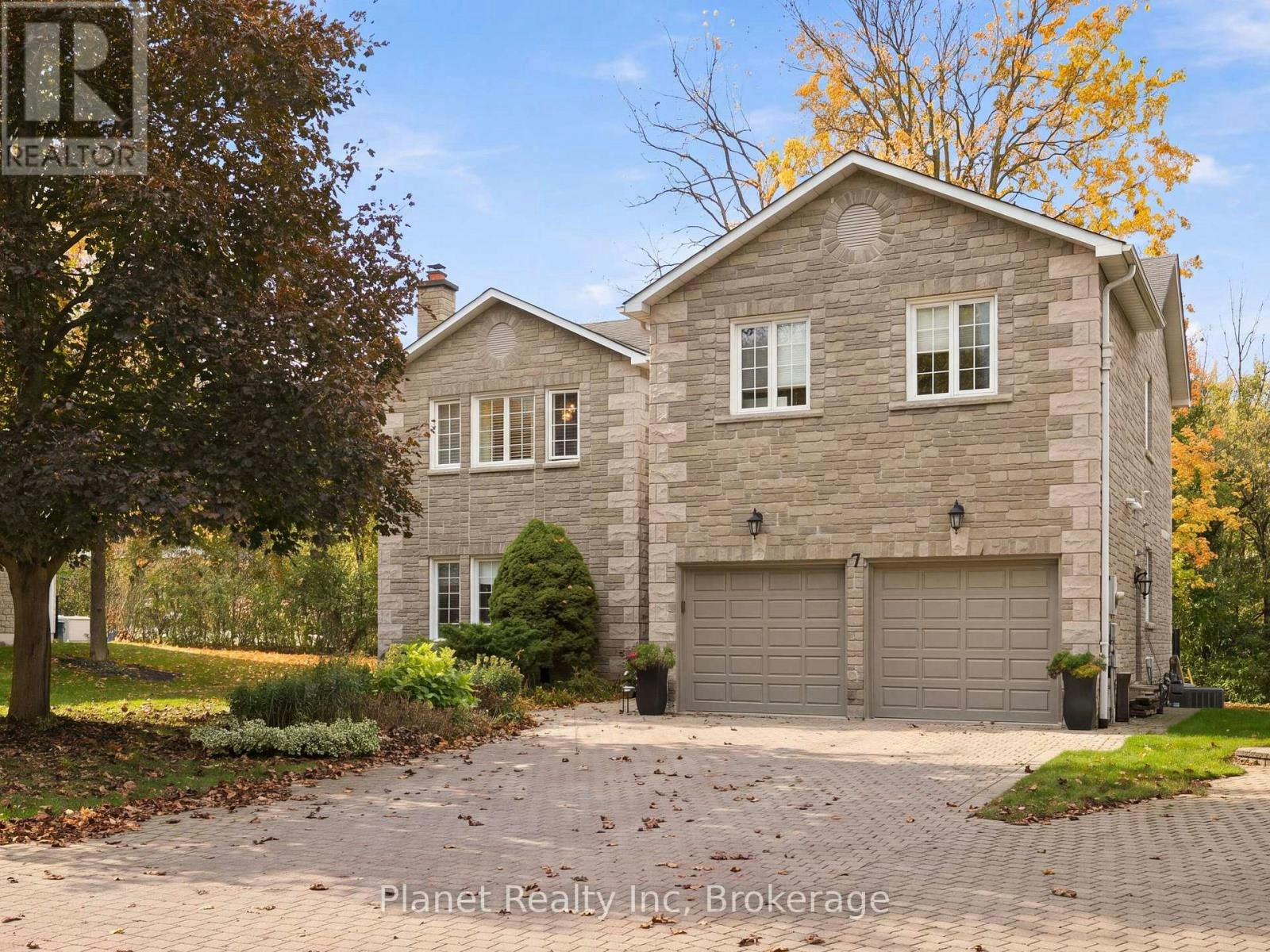 7-25 Manor Park Crescent, Guelph, ON, N1G 1A2