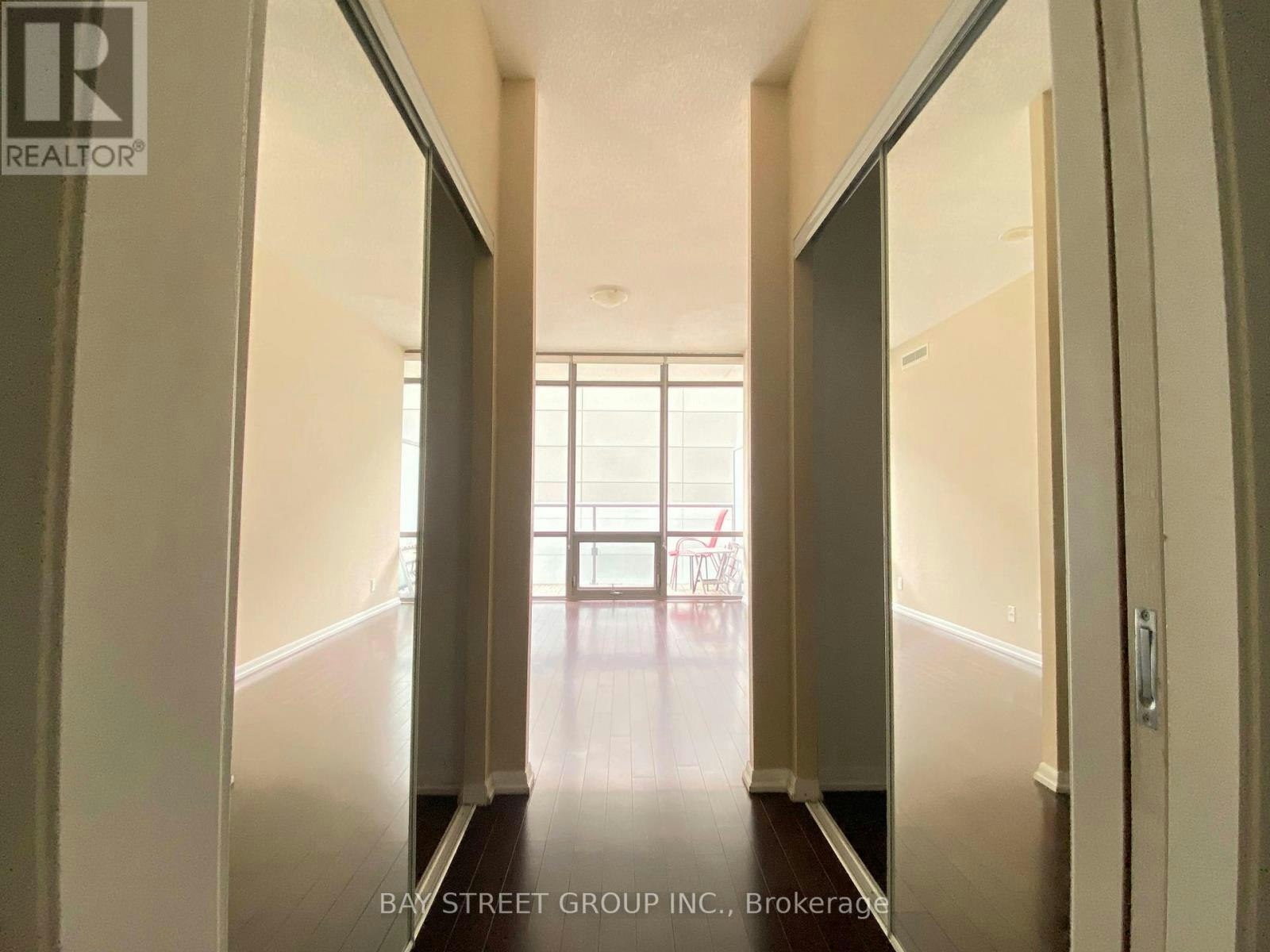 1410-832 Bay Street, Toronto, ON, M5S 1Z6 - 8