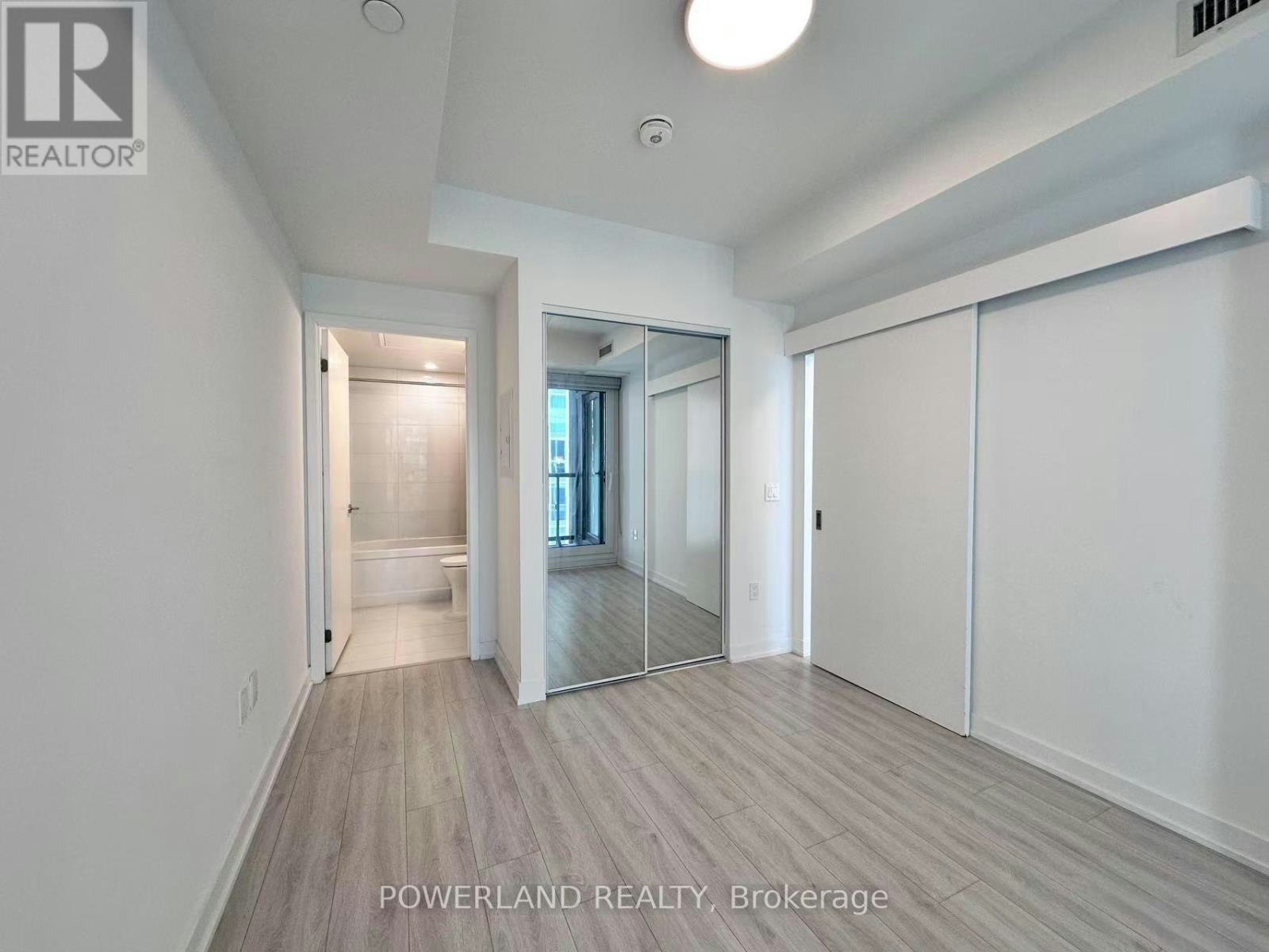 521-121 St Patrick Street, Toronto, ON, M5T 3C1 - 12