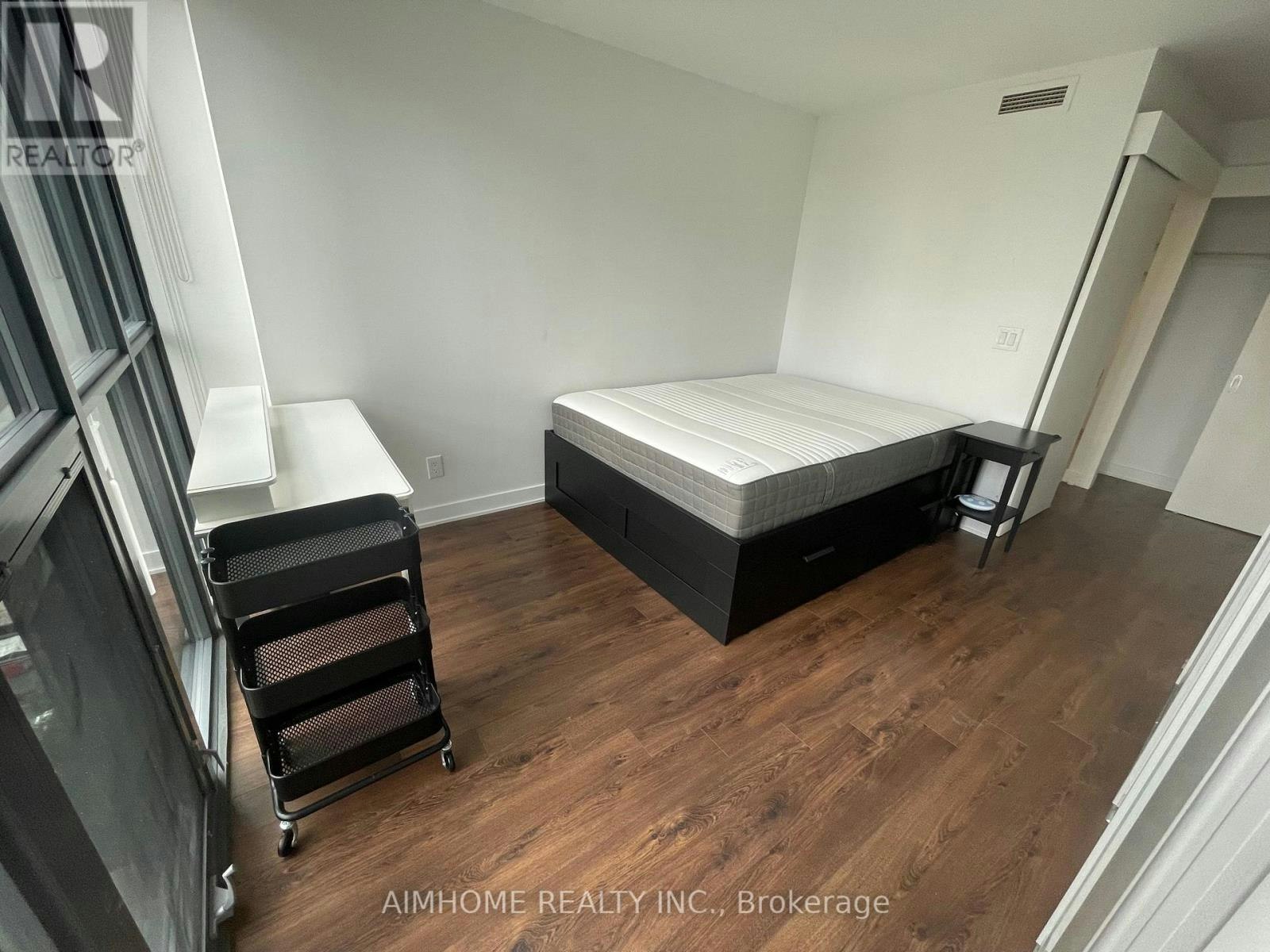 803-110 Charles Street E, Toronto, ON, M4Y 1T5 - 14