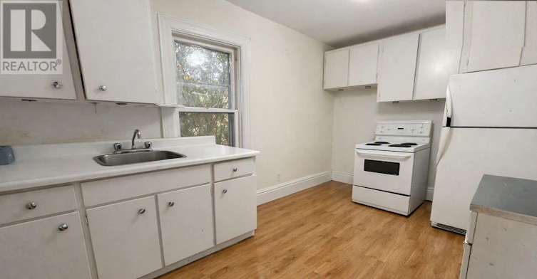2-146 Bradford Street, Barrie, ON, L4N 3B3 - 2