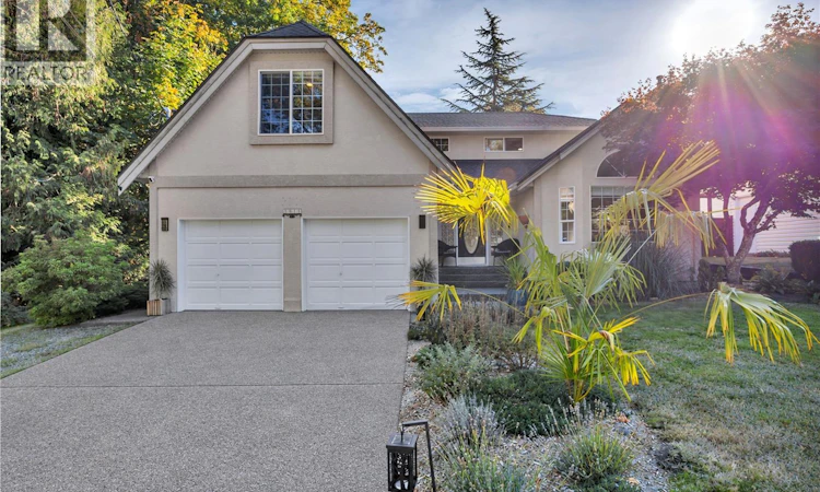 5911 Waldbank Road