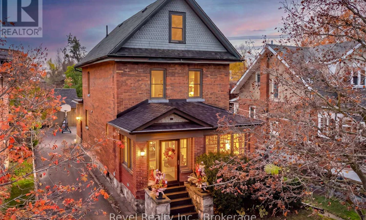 27 Francis Street