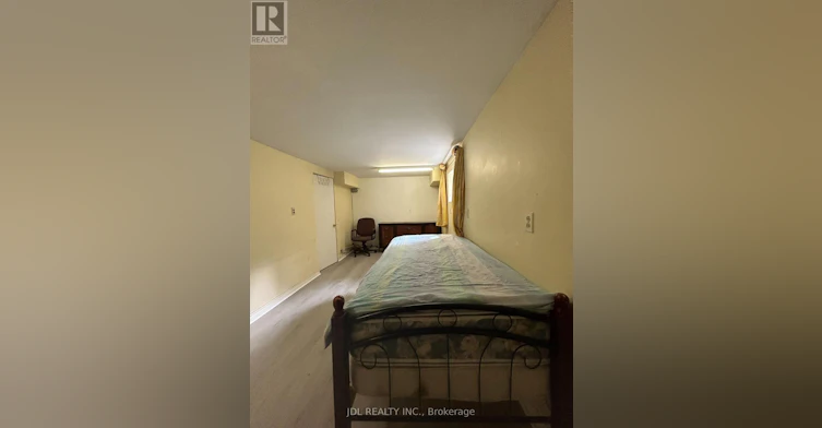 BSMT-186 Wilfred Ave Avenue, Toronto, ON, M2N 5C9 - 4