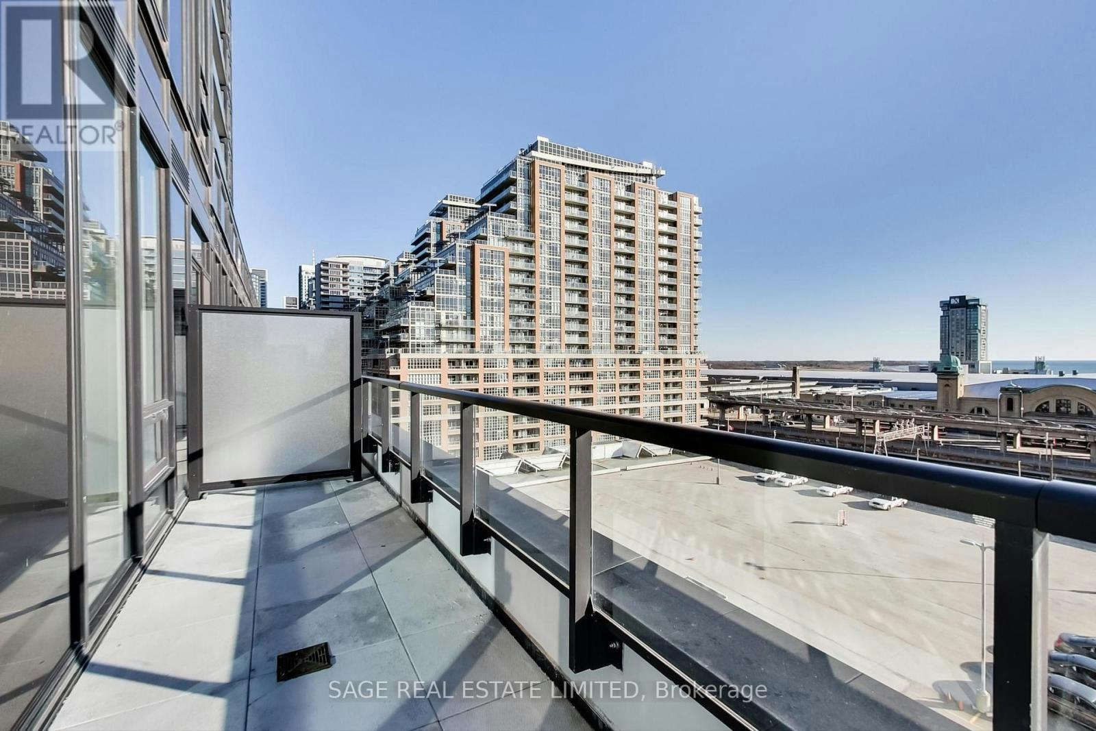 704-135 Liberty Street EAST, Toronto, ON, M6K 3K4 - 28