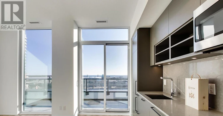 704-135 Liberty Street EAST, Toronto, ON, M6K 3K4 - 11