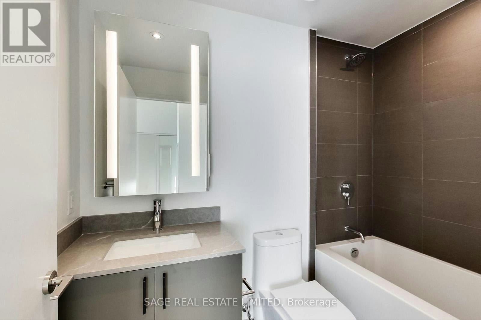 704-135 Liberty Street EAST, Toronto, ON, M6K 3K4 - 6
