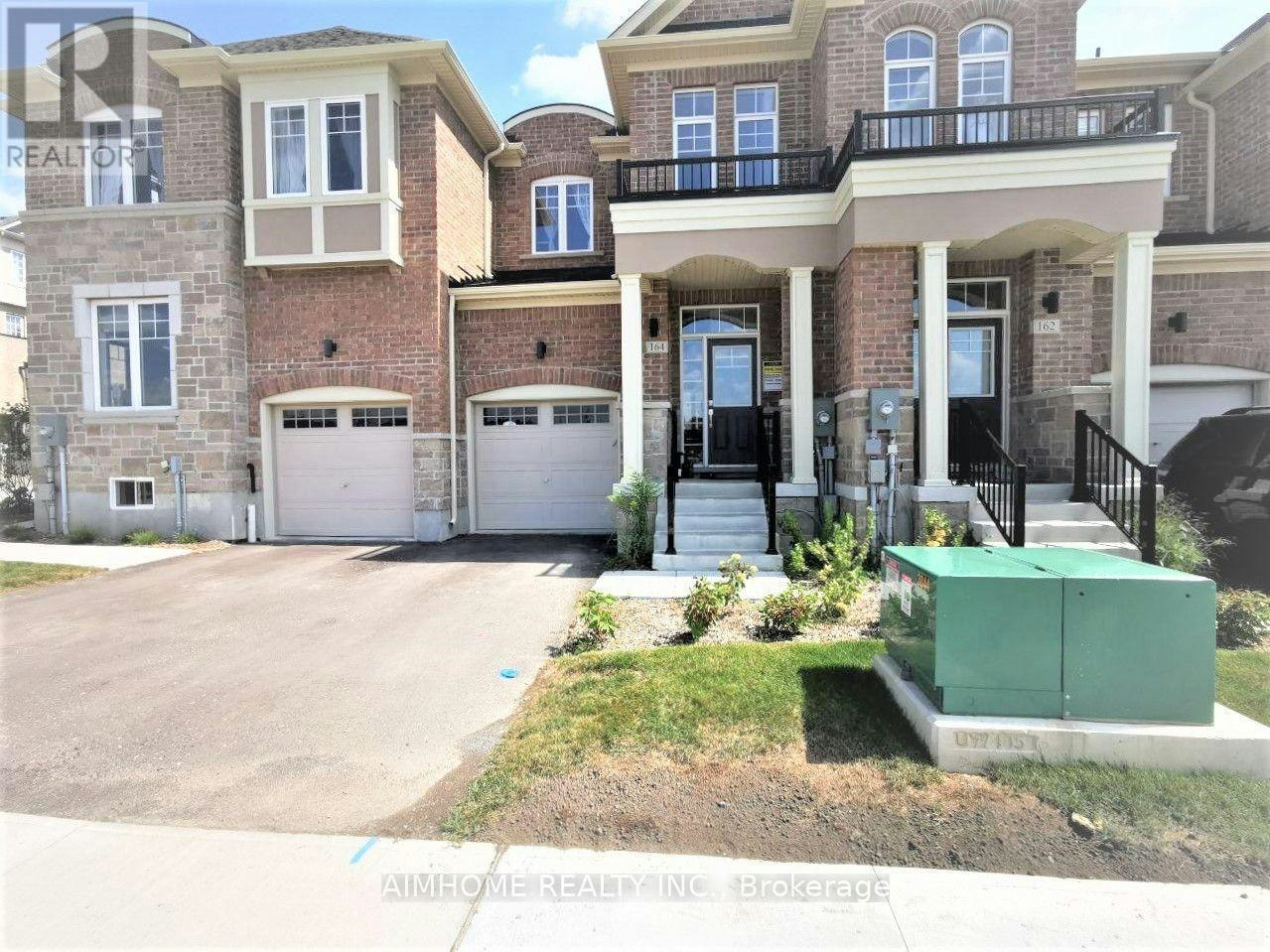 164 Harding Park Street, Newmarket, ON, L3Y 0E4 - 3