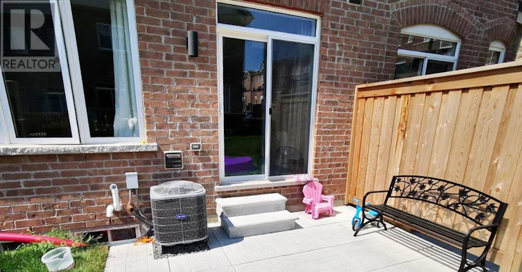 164 Harding Park Street, Newmarket, ON, L3Y 0E4 - 9