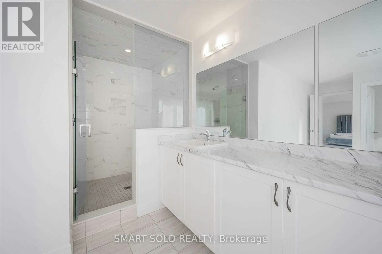 55 Charlotte Abby Drive, East Gwillimbury, ON, L9N 0T1 - 12