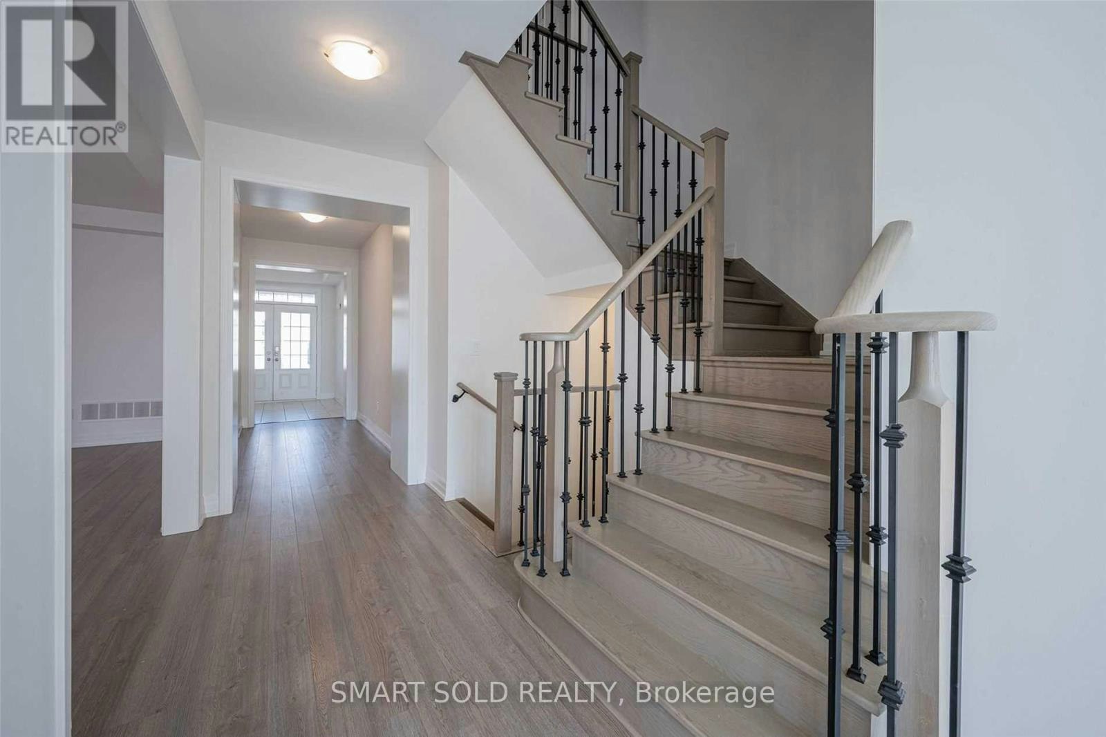 55 Charlotte Abby Drive, East Gwillimbury, ON, L9N 0T1 - 8