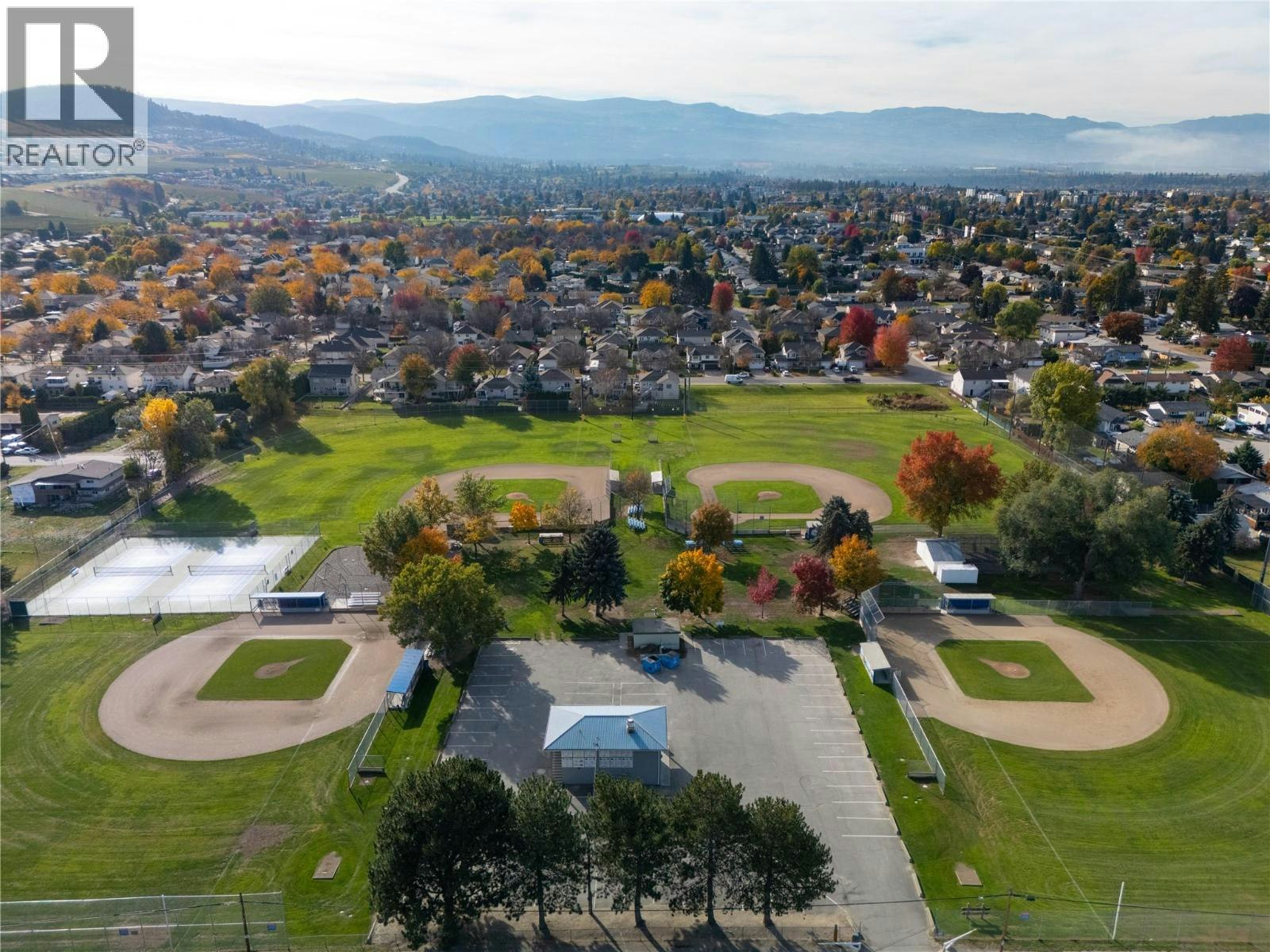 415 Klassen Road, Kelowna, BC, V1X 7P2 - 35