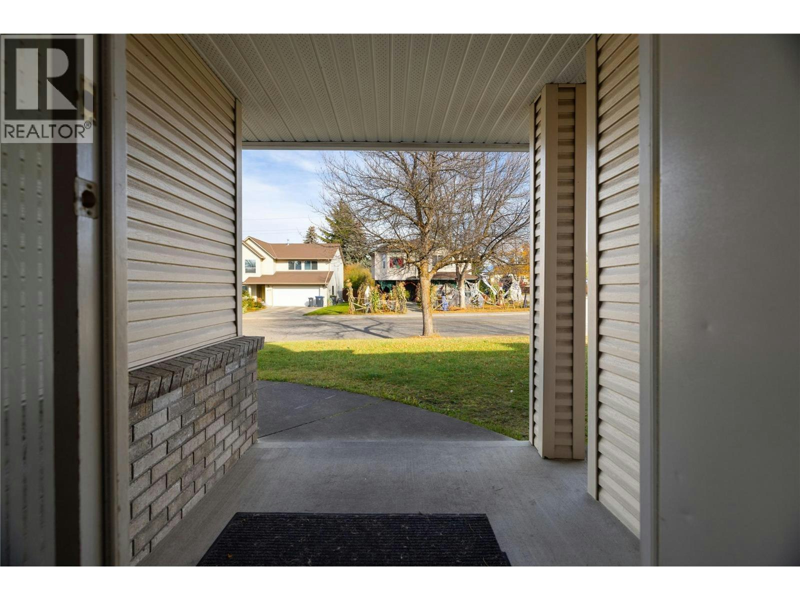 415 Klassen Road - 5