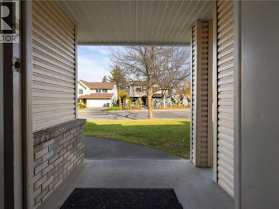 415 Klassen Road - 5